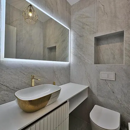 Luxury White With Infinity Pool, Croatia * Podstrana